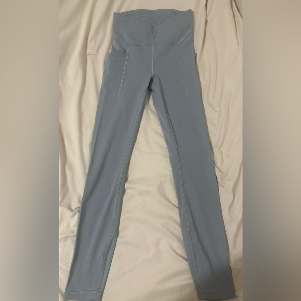 Lululemon High-Rise Leggings with Pockets – Size 0